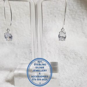 925 sterling Silver Earrings - Clear Oval Illusion Dangle Earring Price per 1 pair of earrings All prices excludes national nominal door-to-door delivery fee Although some earrings might be similar size price is determined on weight as well as manufacturer although all our products are manufactured from the best quality 925 Sterling Silver.