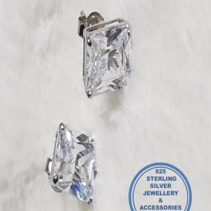 925 sterling Silver Earrings - Stunning Rectangular clear cubic zirconia Large Studs Price per 1 pair of earrings 10mm x 7mm All prices excludes national nominal door-to-door delivery fee Although some earrings might be similar size price is determined on weight as well as manufacturer although all our products are manufactured from the best quality 925 Sterling Silver.