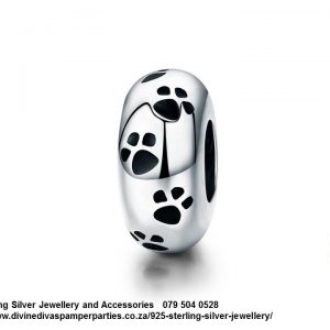 925 Sterling Silver Paw Print Detail Charm Bead Spacer. Pandora Compatible
