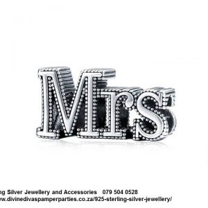 925 MRS CHARM - 1 Charm in Price Sterling Silver MR and MRS Charm available Compatible with your Pandora.