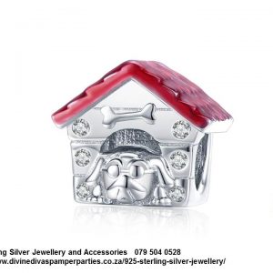 925 Sterling Silver Red Enamel Dog House Kennel Charm. Pandora Compatible