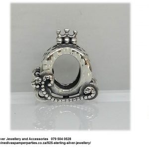 925 Sterling Silver Queen Carriage Charm. Pandora Compatible
