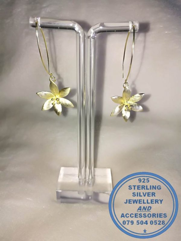 925 sterling Silver Gold Plated Double Hanging Big Flower Earrings. Hook in