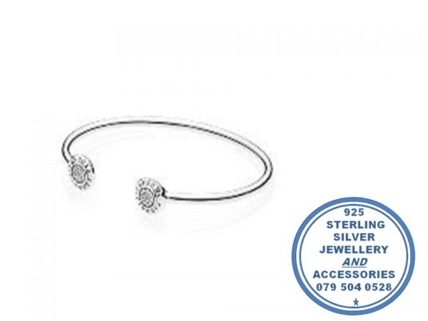 925 Sterling Silver Hard Open Bangle Bangle with detailed end Stoppers