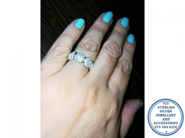925 Sterling Silver Designer's Wedding Band Circles all Round filled with clear cubics
