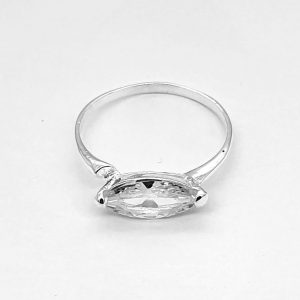 925 Sterling Silver Clear Eye Cubic Zirconia Ring 